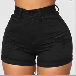 Fashion nova black ariana high rise shorts